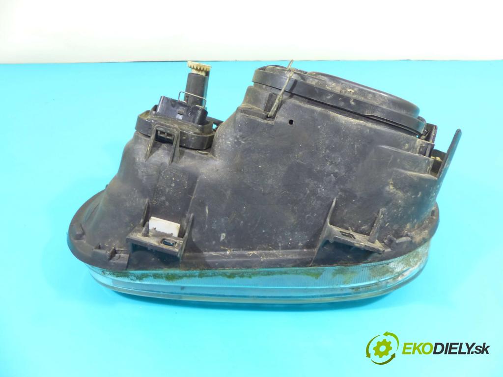 Vw Golf IV 1997-2003 1.9 tdi 116 hp manual 85 kW 1896 cm3 3- světlo pravý