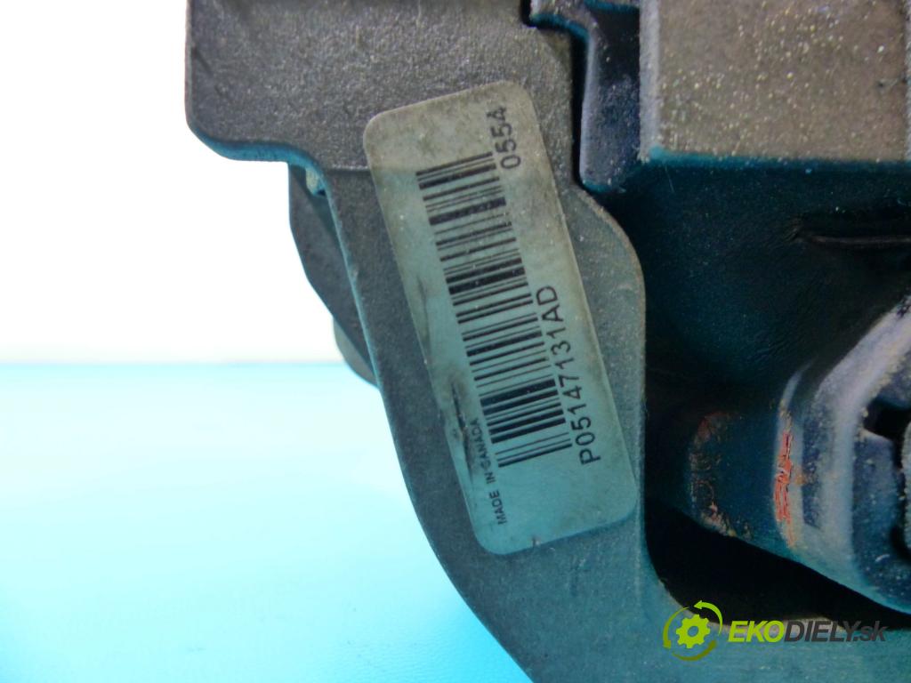 Fiat Freemont 2.0 jtd 170 hp automatic 125 kW 1956 cm3 5- Polštář: motoru P05147131AD (Držáky motoru)