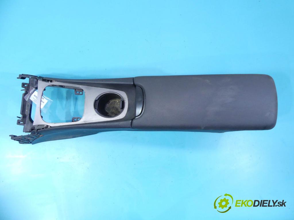 Toyota Avensis III T27 2009-2018 2.0 D4D 126 HP manual 93 kW 1998 cm3 4- operadlo  (Lakťové opierky)