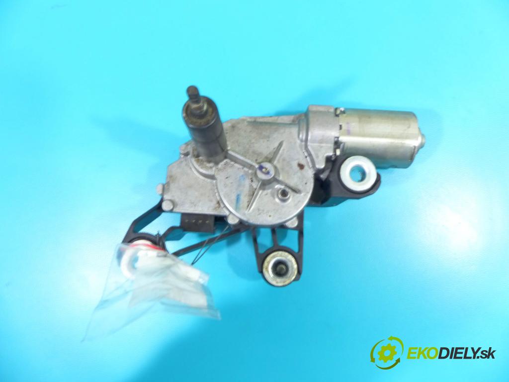 Vw Fox 1.2 6V 54 HP manual 40 kW 1198 cm3 3- motor stieračov zadné