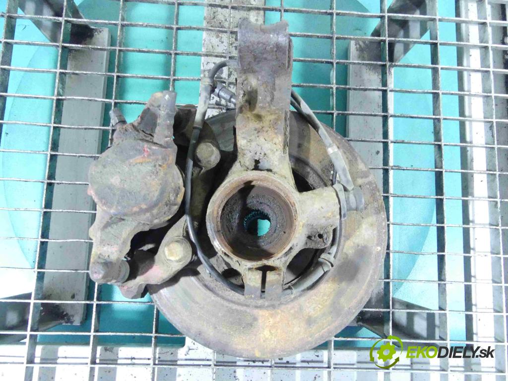 Audi 80 B3 1986-1991 1.8 90 HP manual 66 kW 1781 cm3 4- náboj ľavé  (Náboje)