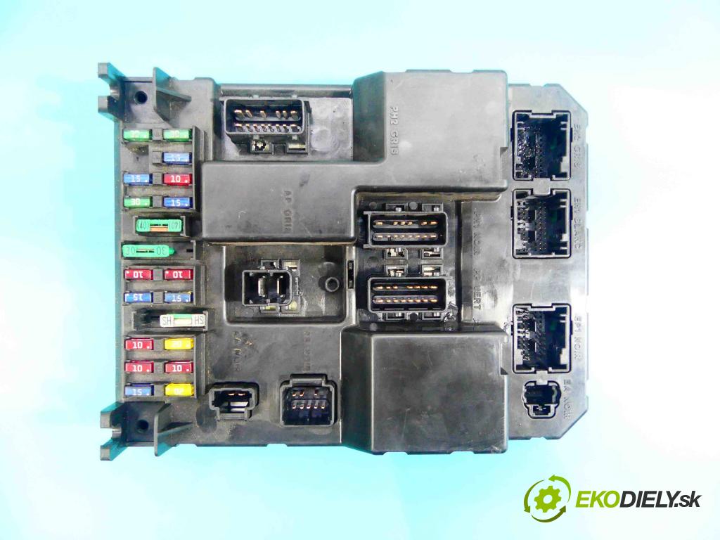Peugeot 307 2.0 hdi 90 HP manual 66 kW 1997 cm3 5- modul riadiaca jednotka 9651197680A (Ostatné)