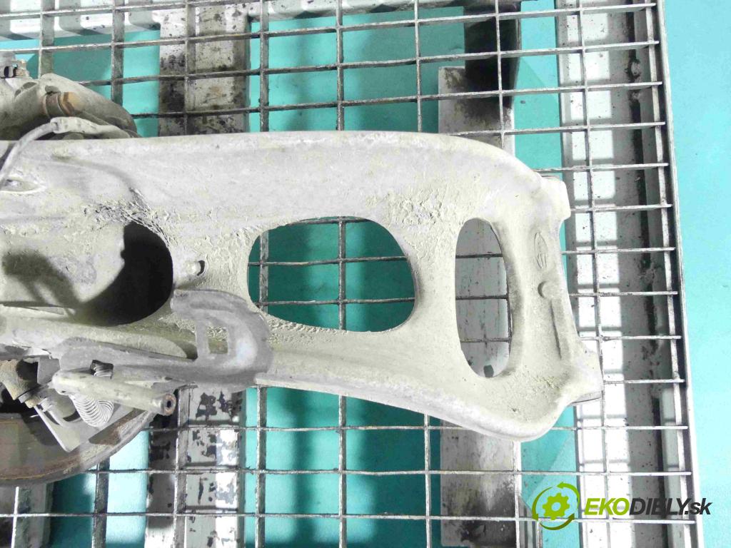 Peugeot 407 2.0 hdi 136 HP automatic 100 kW 1997 cm3 5- náboj pravé 9644552180D (Náboje)