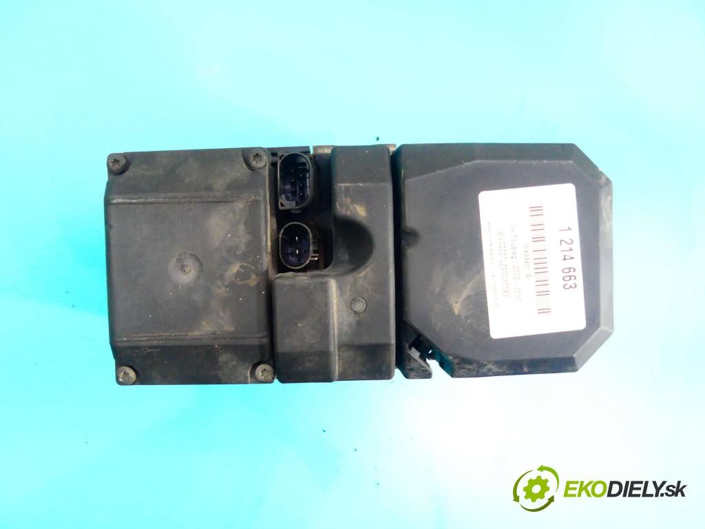 Vw Touareg I 2002-2010 2.5 tdi 174 hp automatic 128 kW 2461 cm3 5- Webasto 7L6815071G (Webasto ohřívače)