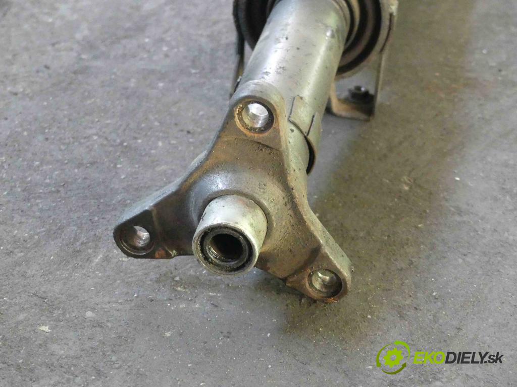 Vw Touareg I 2002-2010 2.5 tdi 174 HP automatic 128 kW 2461 cm3 5- Hřídel:  (Kardaňové hriadele)