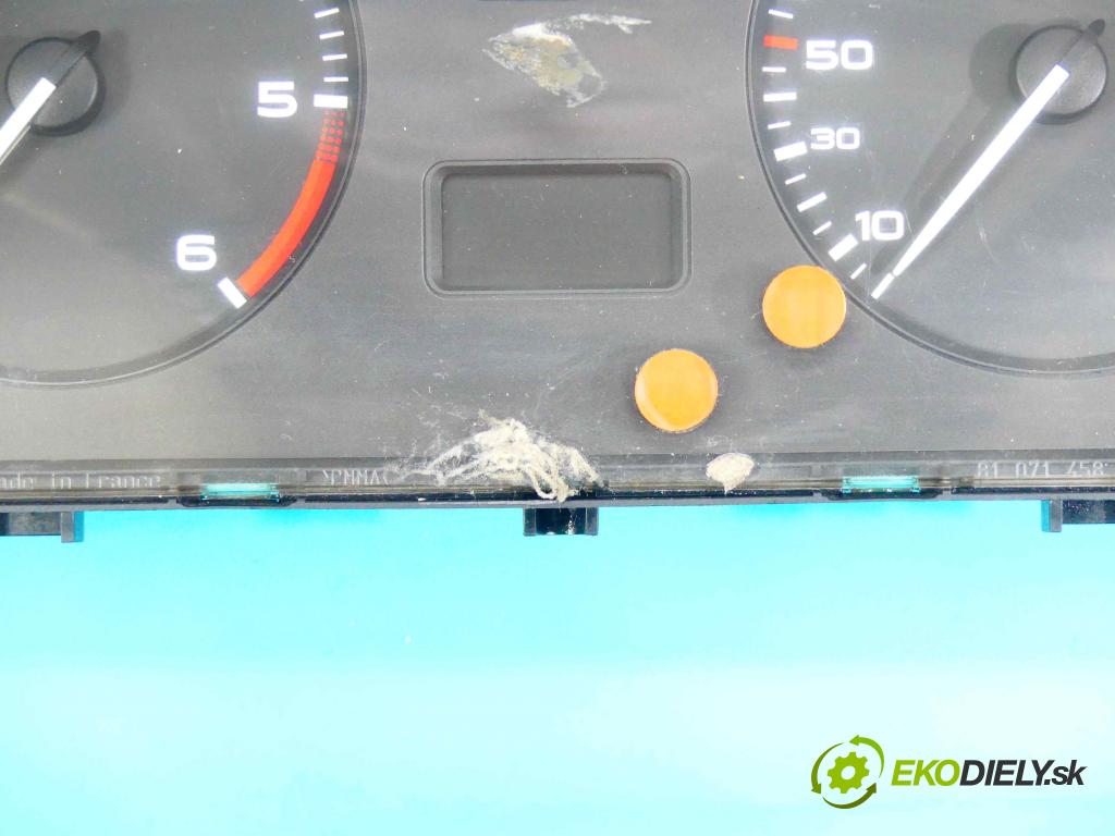 Peugeot 406 2.0 hdi 90 HP manual 66 kW 1997 cm3 4- prístrojovka/ budíky 9642946280 (Prístrojové dosky, displeje)