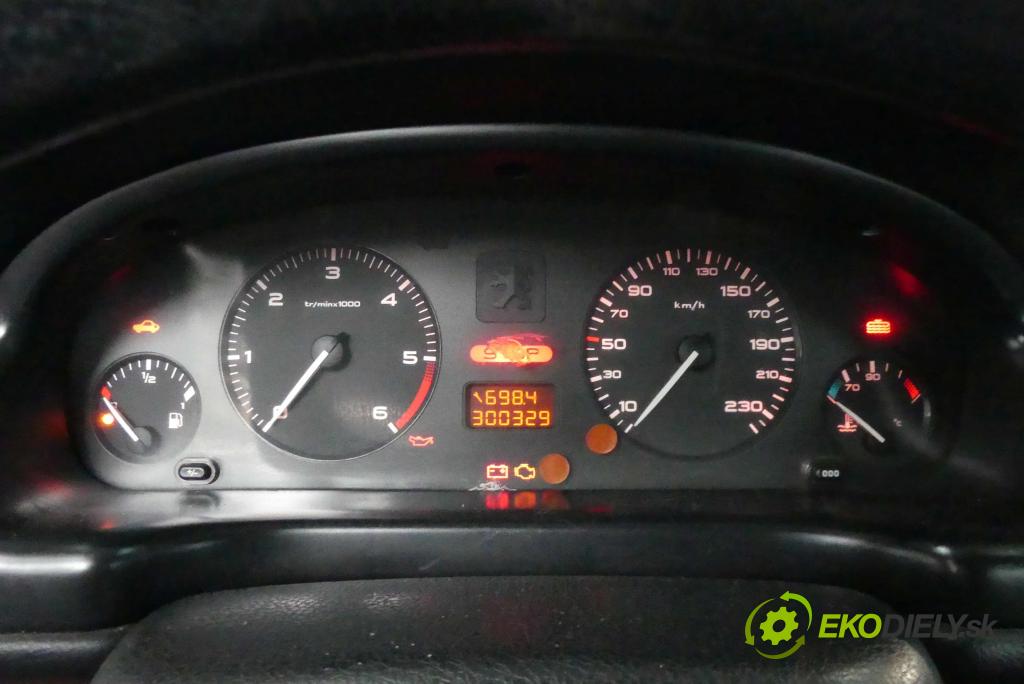 Peugeot 406 2.0 hdi 90 HP manual 66 kW 1997 cm3 4- prístrojovka/ budíky 9642946280 (Prístrojové dosky, displeje)