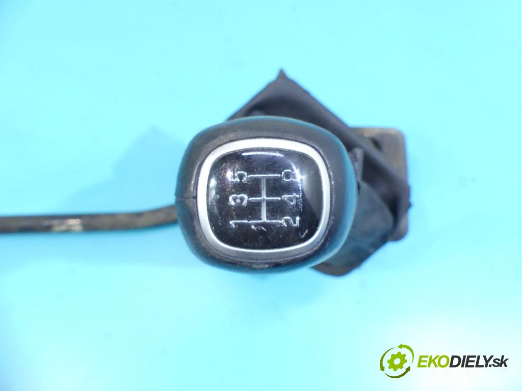 Peugeot 406 2.0 hdi 90 HP manual 66 kW 1997 cm3 4- Páka: Změny: stupeň,rýchlosť  (Rýchlostné páky / kulisy)