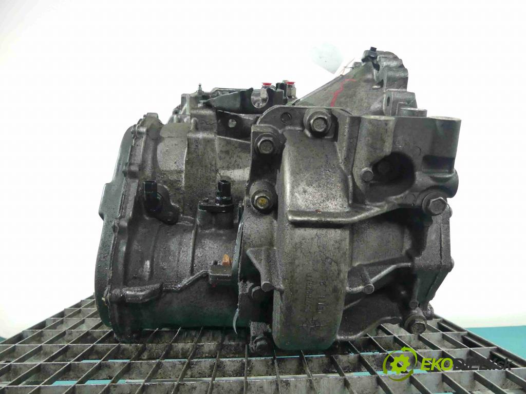 Fiat Freemont 2.0 jtd 170 HP automatic 125 kW 1956 cm3 5- prevodovka stupeň,rýchlosť automat P04800802AC