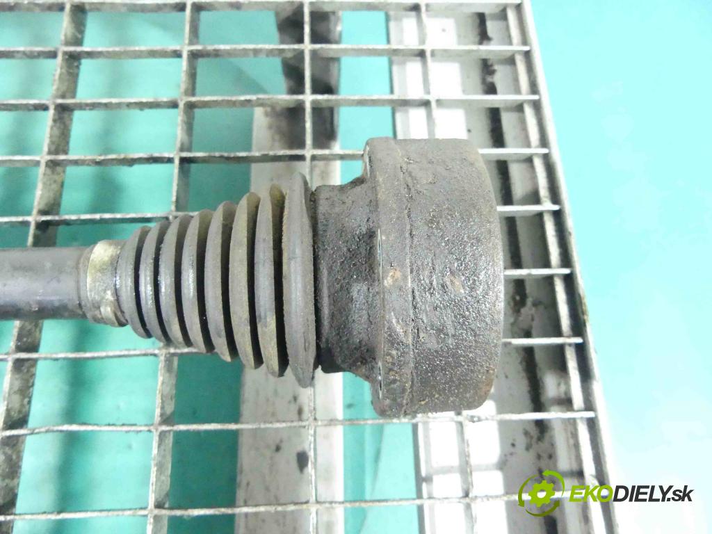 Skoda Yeti 2009-2012 1.8 TSI 160 HP manual 118 kW 1798 cm3 5- poloos pravé 3C0501204F (Poloosy)