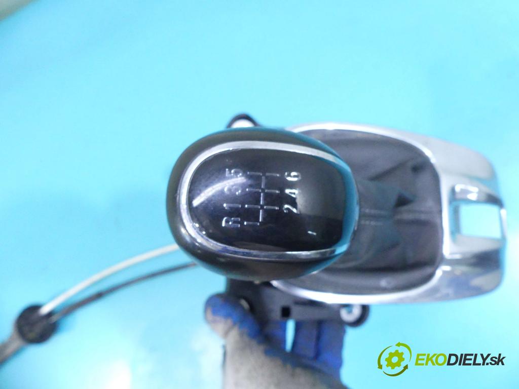 Opel Meriva B 2010-2017 1.7 cdti 110 HP manual 81 kW 1686 cm3 5- Páka: Změny: stupeň,rýchlosť 8126300101 (Rýchlostné páky / kulisy)