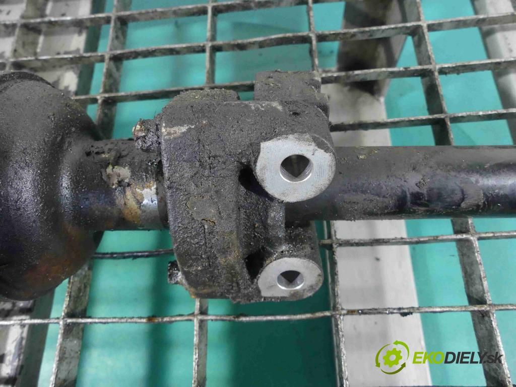 Opel Meriva B 2010-2017 1.7 cdti 110 HP manual 81 kW 1686 cm3 5- poloos pravé  (Poloosy)