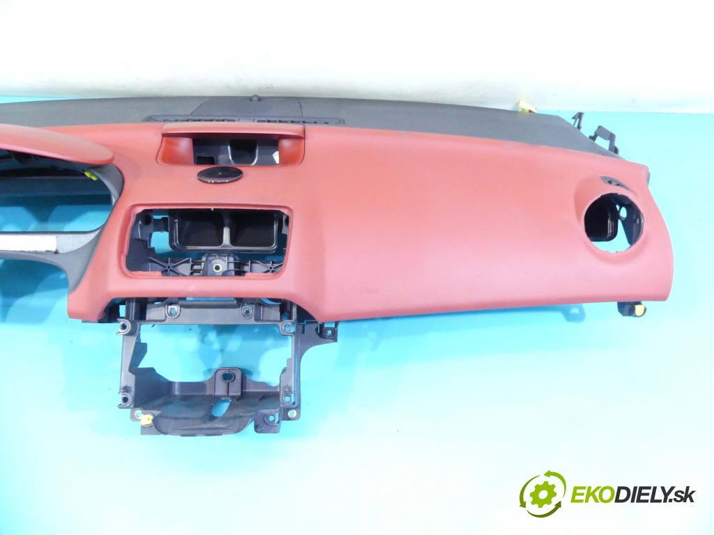 Opel Meriva B 2010-2017 1.7 cdti 110 HP manual 81 kW 1686 cm3 5- kokpit,pristrojová doska rozdeľovacia