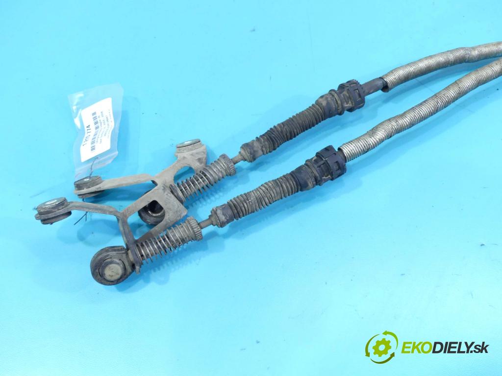 Seat Cordoba II 6L 2002-2008 1.4 16v 75 HP manual 55 kW 1390 cm3 4- Páka: Změny: stupeň,rýchlosť 6Q0711049AB (Rýchlostné páky / kulisy)