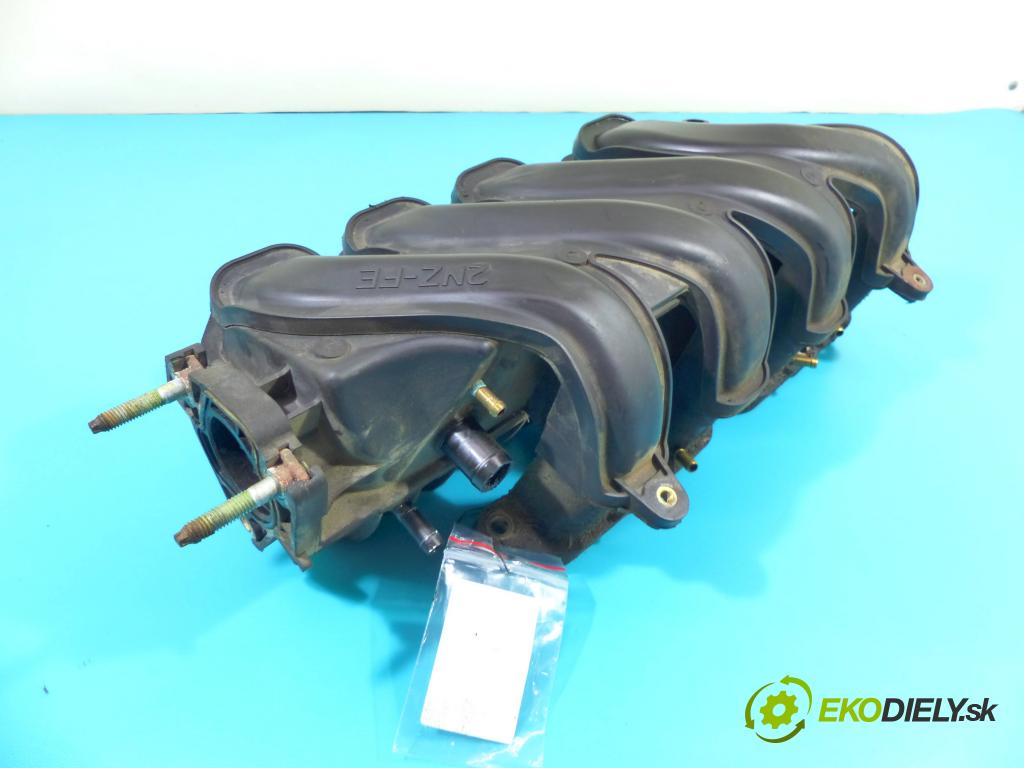 Toyota Yaris verso 1.3 vvti 86 HP manual 63 kW 1299 cm3 5- zvod nasávací  (Sacie potrubia)