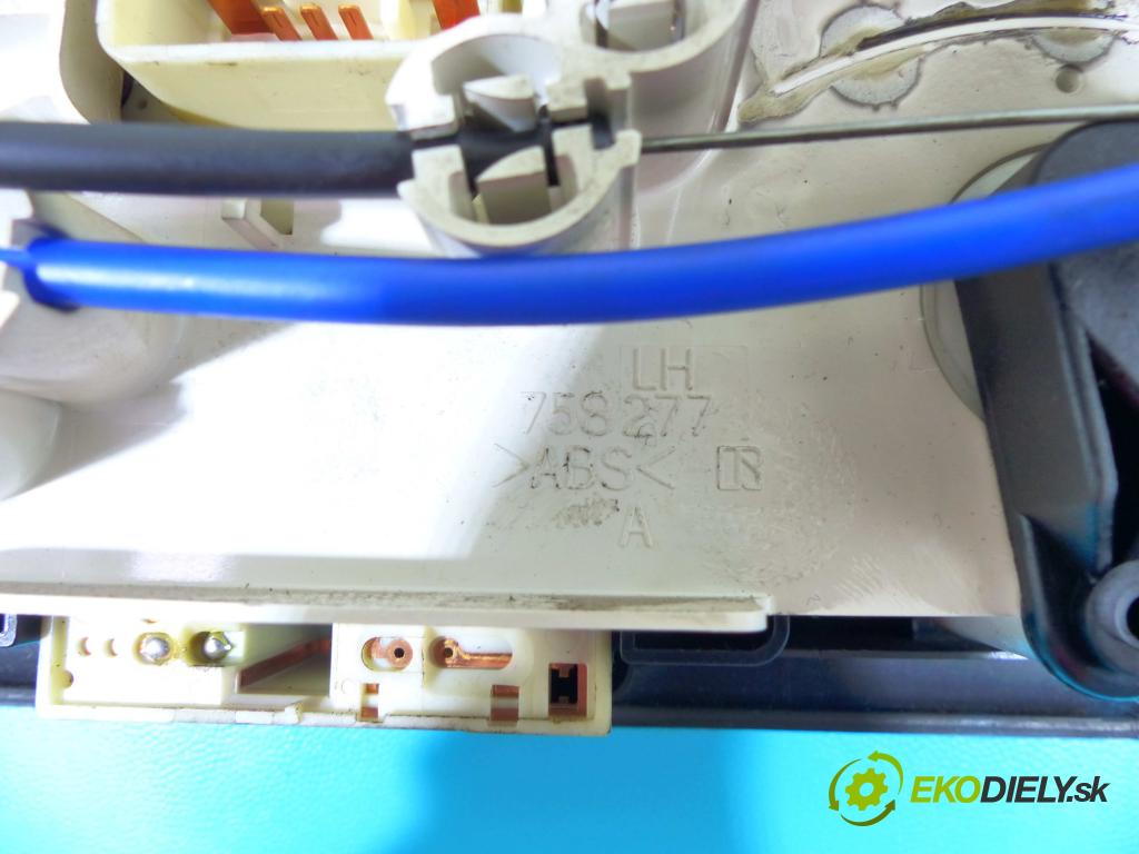 Toyota Yaris verso 1.3 vvti 86 HP manual 63 kW 1299 cm3 5- panel kúrenia