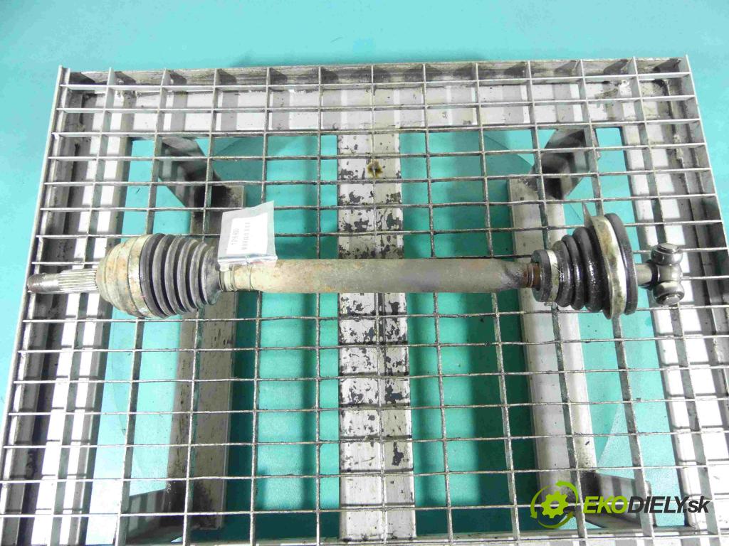 Dacia Sandero I 2008-2012 1.6 8v 84KM manual 62 kW 1598 cm3 5- poloos ľavé  (Poloosy)