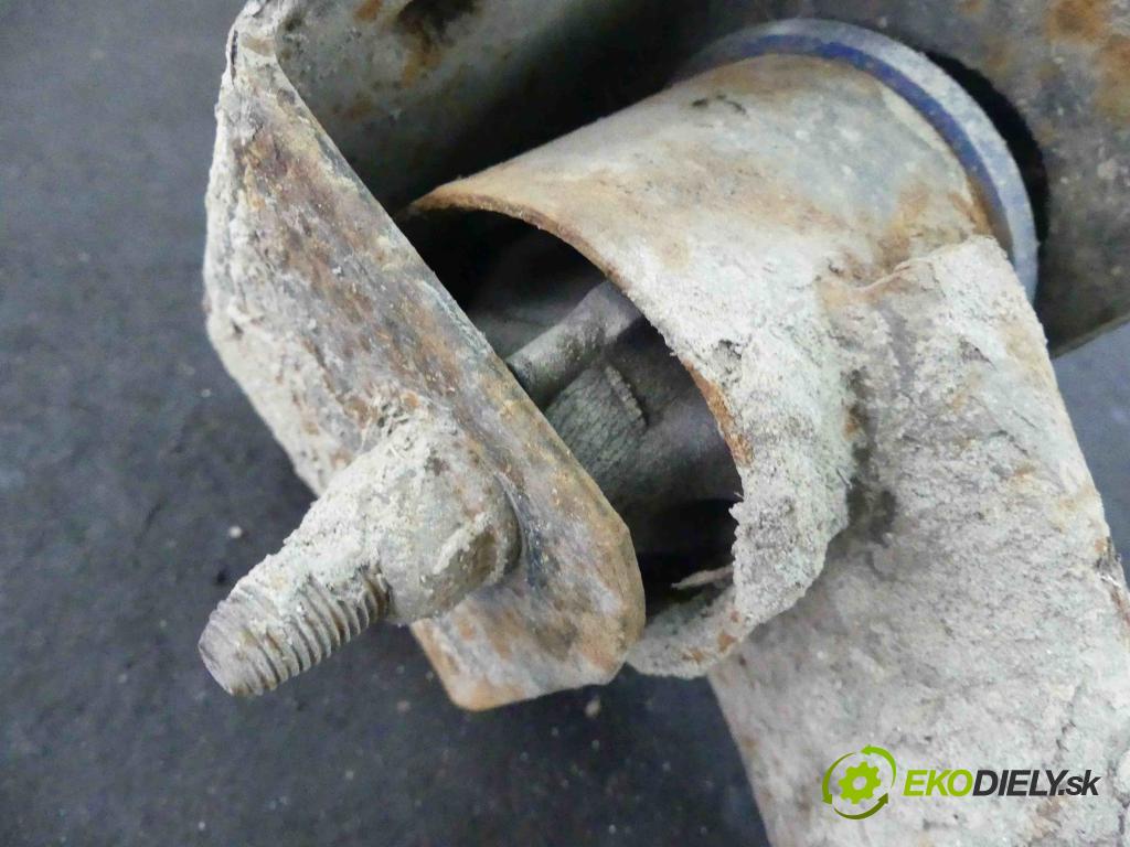 Dacia Sandero I 2008-2012 1.6 8v 84KM manual 62 kW 1598 cm3 5- zadní výztuha