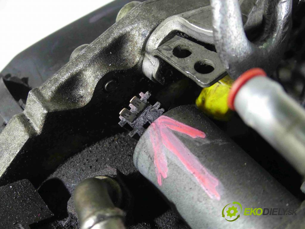 Seat Ibiza IV 6J 2008-2017 1.6 tdi 90 HP manual 66 kW 1598 cm3 5- čerpadlo vstrekovacia 03L130755AH (Vstrekovacie čerpadlá)