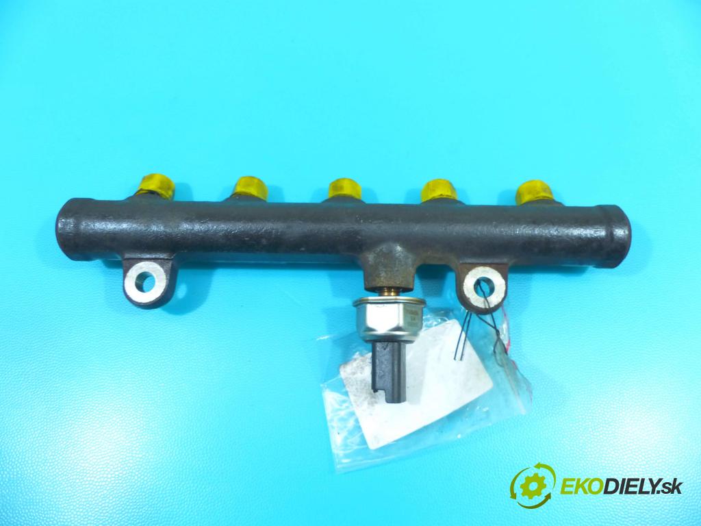 Volvo V50 2.0d 136 HP manual 100 kW 1997 cm3 5- lišta vstrekovacia 9654726280 (Vstrekovacie lišty)