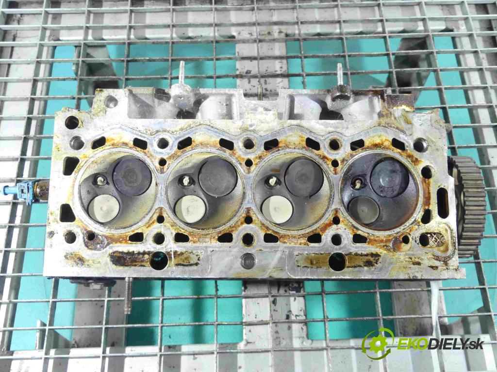 Peugeot 206 1.4 75 HP manual 55 kW 1360 cm3 5- Hlava: motora KFW