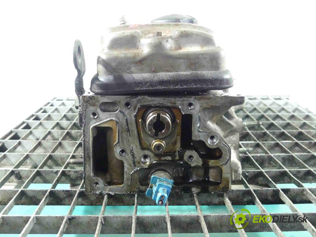 Peugeot 206 1.4 75 HP manual 55 kW 1360 cm3 5- Hlava: motora KFW