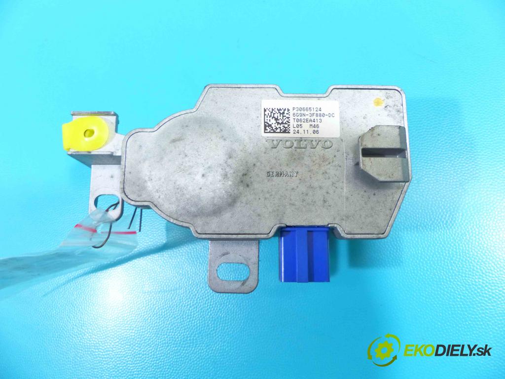 Volvo S80 II 2006-2016 3.2b 238HP automatic 175 kW 3192 cm3 4- Blokáda: řízení: P30665124 (Ostatné)