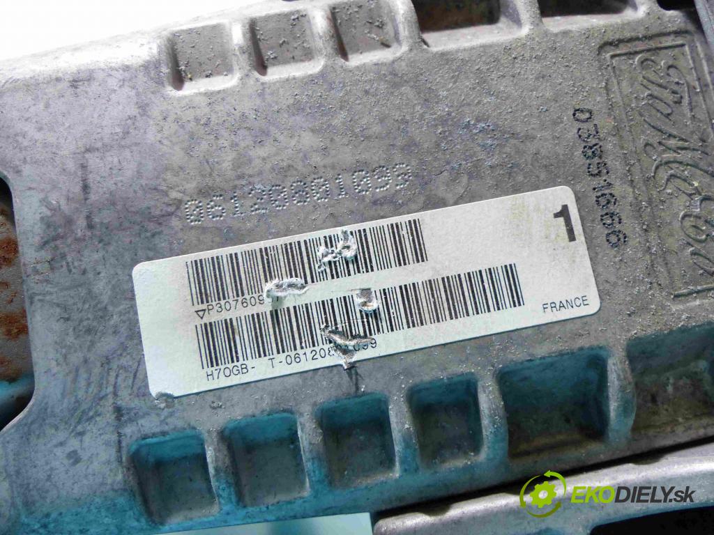 Volvo S80 II 2006-2016 3.2b 238HP automatic 175 kW 3192 cm3 4- Sloupec: volant 511361H (Tyče riadenia (volantu))