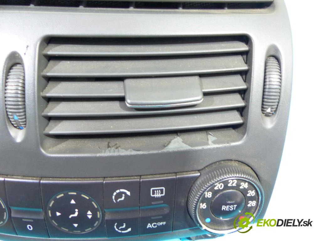 Mercedes E W211 2002-2009 2.7 CDI 177 HP automatic 130 kW 2685 cm3 4- panel kúrenia 2118300385
