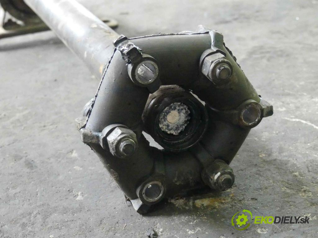 Polonez Caro / Atu 1.6 87 HP manual 64 kW 1598 cm3 5- Hřídel:  (Kardaňové hriadele)