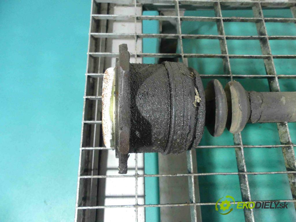 Audi A6 C4 1994-1997 1.9 tdi 90 HP manual 66 kW 1896 cm3 5- poloos pravé  (Poloosy)