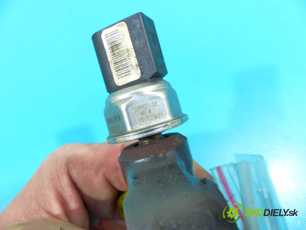 Kia Carnival 1999-2005 2.9 crdi 145 HP manual 106,3 kW 2902 cm3 5- lišta vstrekovacia R9144Z060A (Vstrekovacie lišty)