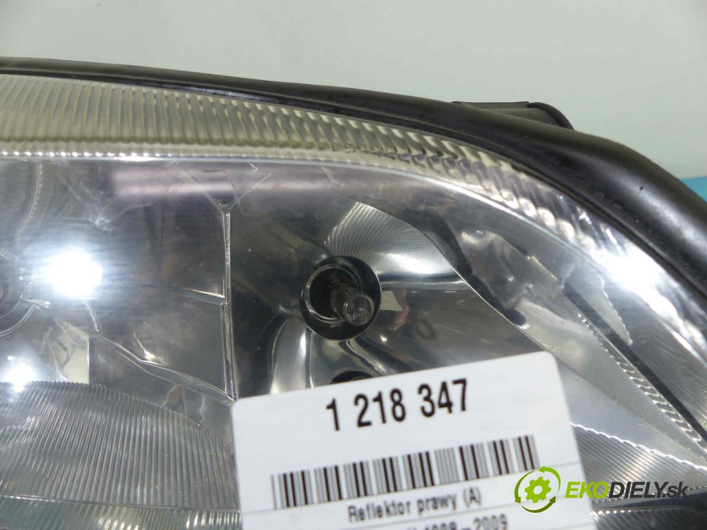 Opel Astra II 1998-2009 2.0 dtl 82 HP manual 60 kW 1995 cm3 5- Reflektor: pravý  (Pravé)