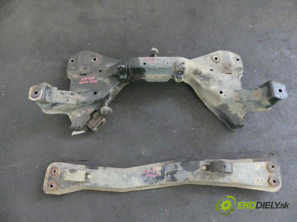 Mitsubishi Space star 1.6 16v 98 HP manual 72 kW 1584 cm3 5- výstuha motora