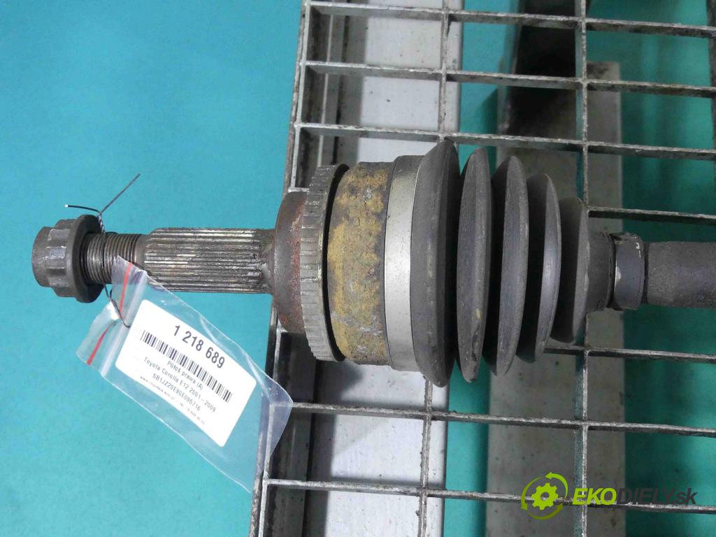 Toyota Corolla E12 2001-2009 1.6 vvti 110 HP manual 81 kW 1598 cm3 3- poloos pravé  (Poloosy)