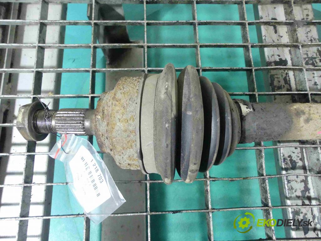 Peugeot 307 1.6 16v 109 HP manual 80 kW 1587 cm3 5- poloos ľavé  (Poloosy)