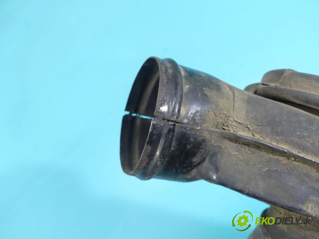 Mitsubishi Pajero I 1982-1991 2.5 karburátor: 103 HP manual 76 kW 2531 cm3 3- obal filtra vzduchu  (Obaly filtrov vzduchu)