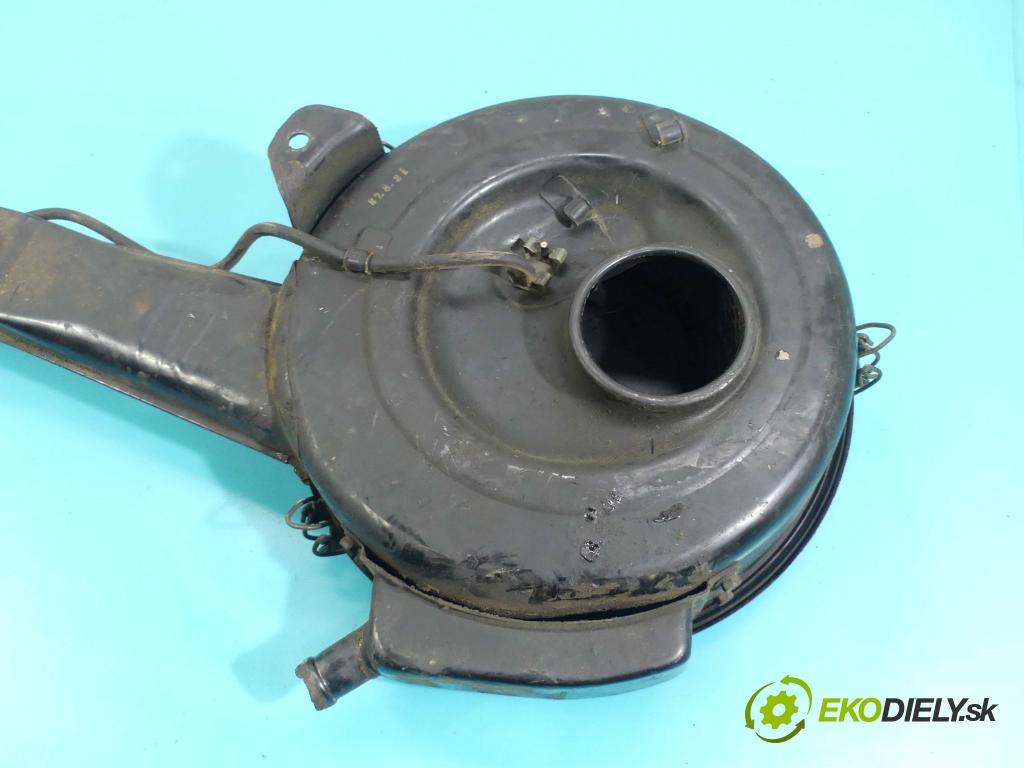 Mitsubishi Pajero I 1982-1991 2.5 karburátor: 103 HP manual 76 kW 2531 cm3 3- obal filtra vzduchu  (Obaly filtrov vzduchu)