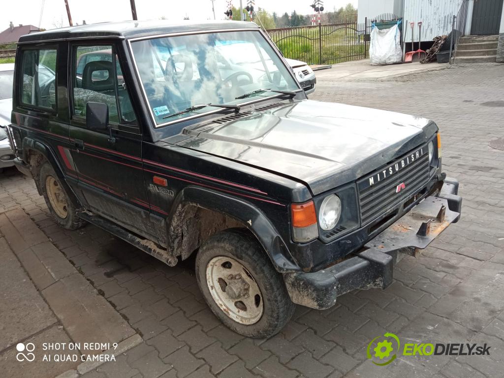 Mitsubishi Pajero I 1982-1991 2.5 karburátor: 103 hp manual 76 kW 2531 cm3 3- zámek přední pravý