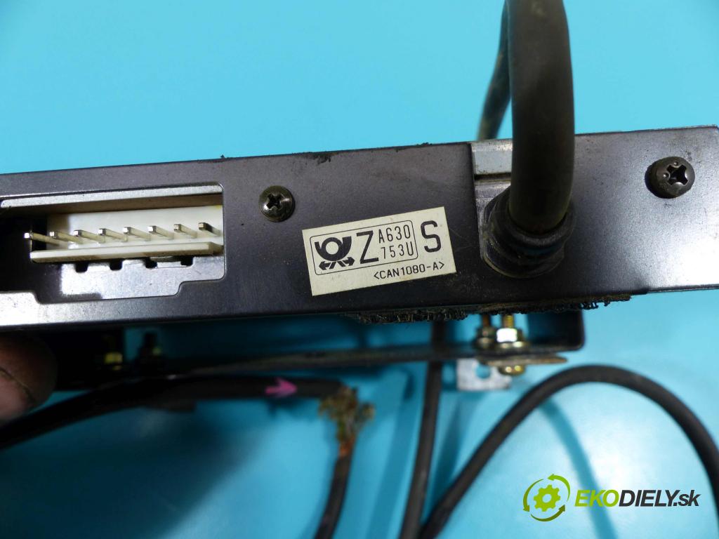 Mitsubishi Pajero I 1982-1991 2.5 karburátor: 103 HP manual 76 kW 2531 cm3 3- Zesilovač: JB246944 (Zosilňovače)