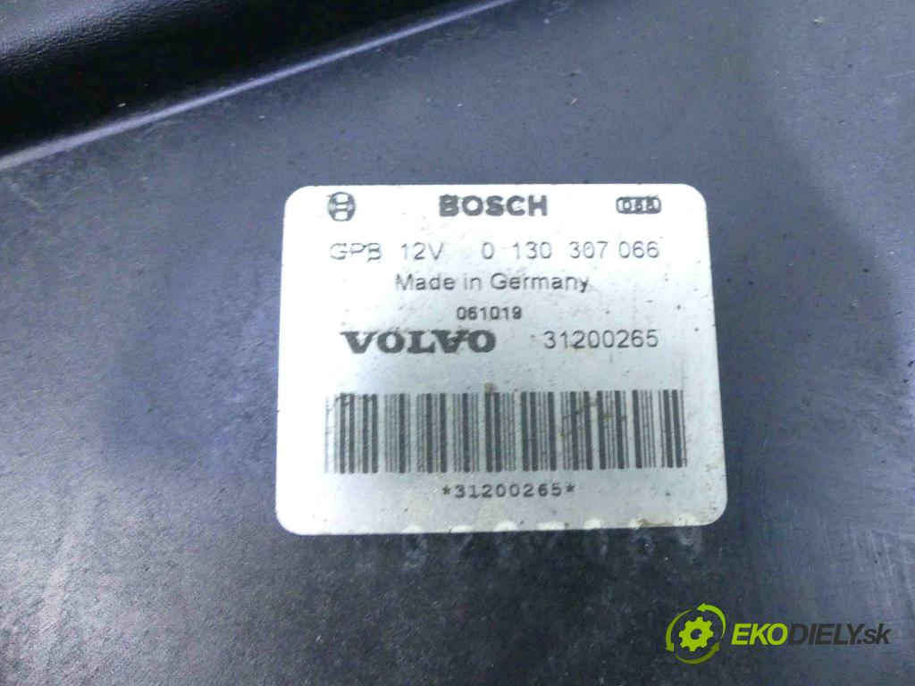 Volvo S80 II 2006-2016 3.2b 238HP automatic 175 kW 3192 cm3 4- Ventilátor chladiča 0130307066