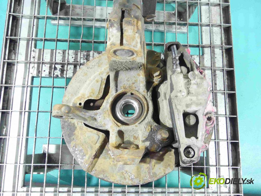 Volvo S80 II 2006-2016 3.2 238HP automatic 175 kW 3192 cm3 4- náboj ľavé  (Náboje)