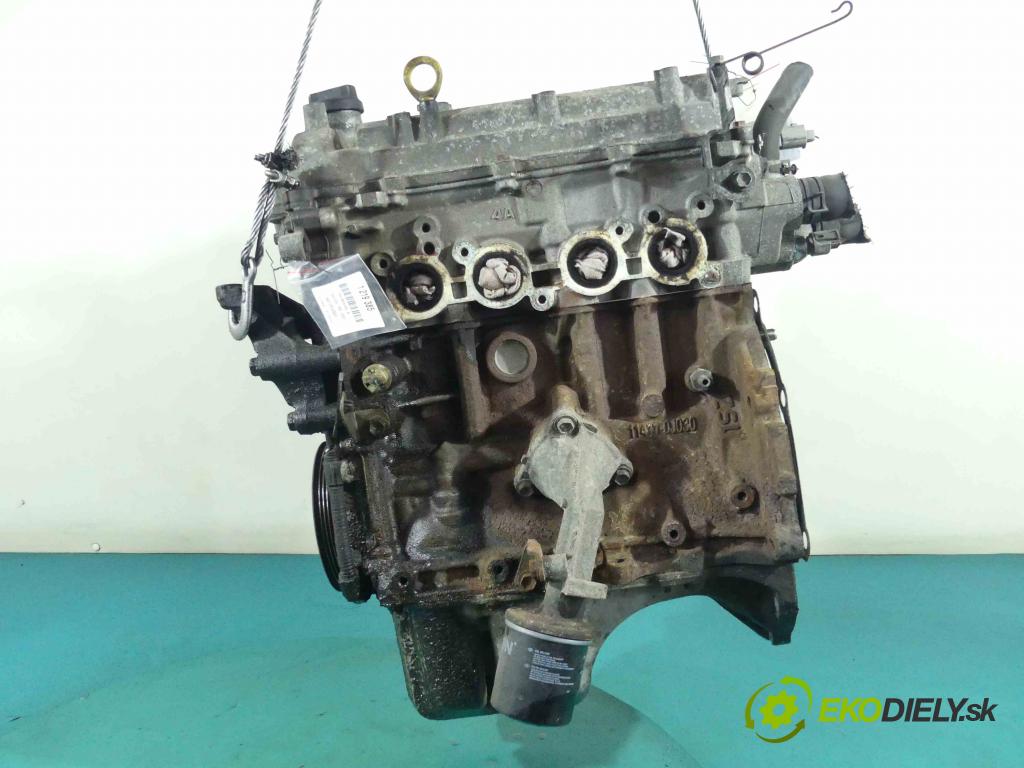 Toyota Yaris I 1999-2005 1.0 vvti 65 HP manual 48 kW 998 cm3 5- motor benzín: 1SZ