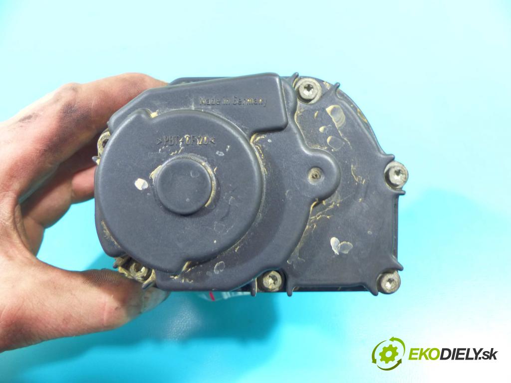 Audi A4 B5 1994-2001 1.8 T 150 HP automatic 110 kW 1781 cm3 5- klapka 058133063F (Škrtiace klapky)