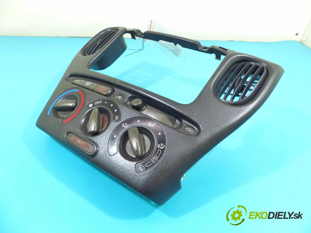 Toyota Yaris verso 1.3 vvti 86 HP manual 63 kW 1299 cm3 5- panel kúrenia 758277