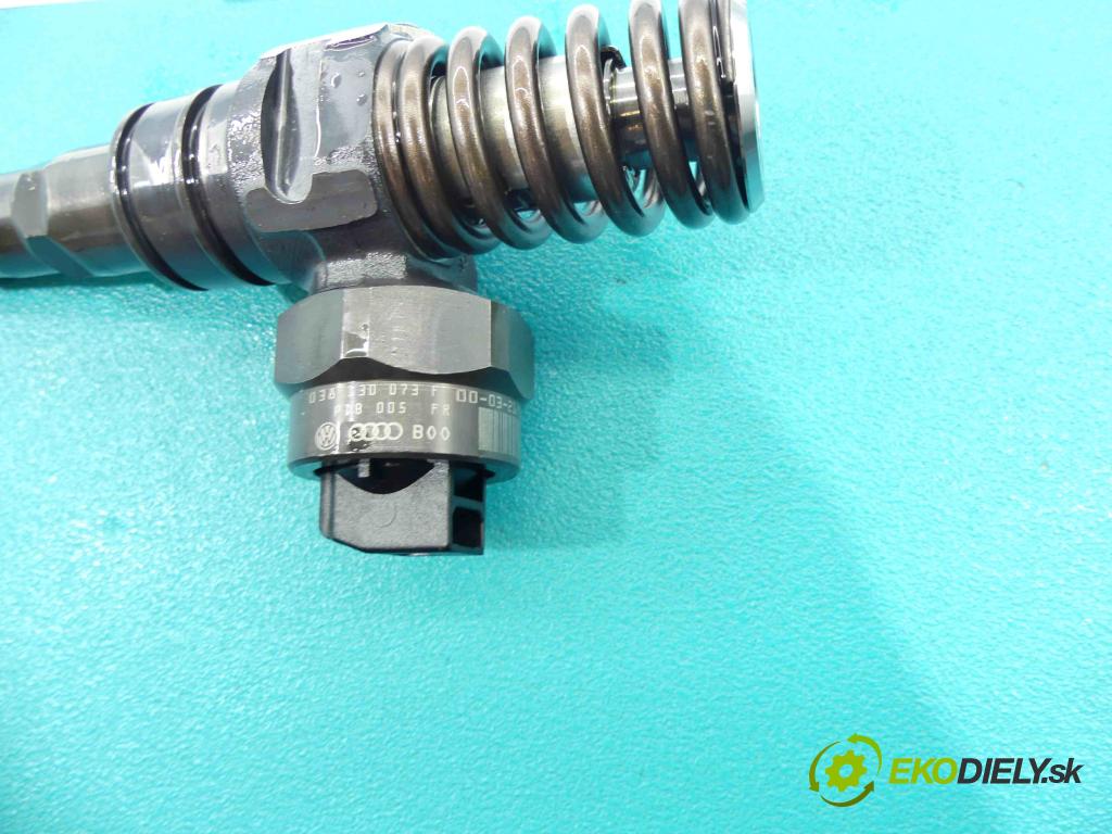 Vw Bora 1.9 tdi 116 HP manual 85 kW 1896 cm3 4- vstrekovacie čerpadlo 0414720007 (Vstrekovače)