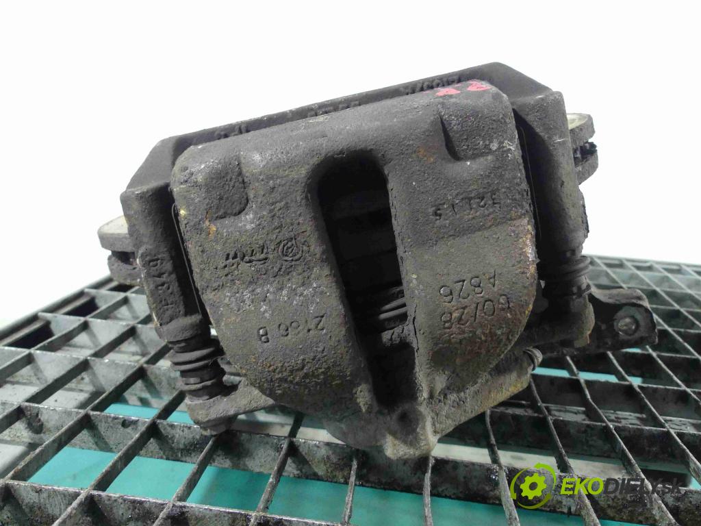 Fiat Croma II 2005-2010 2.4 jtd 200 HP automatic 147 kW 2387 cm3 5- brzdič predné pravý  (Ostatné)