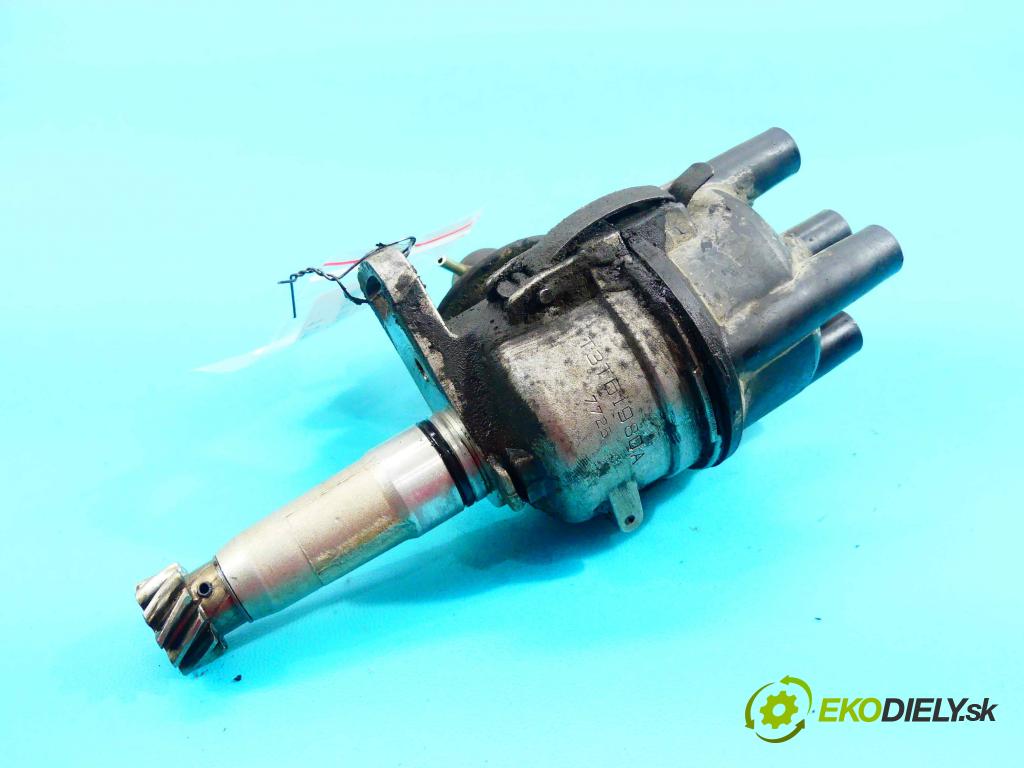 Mitsubishi Pajero I 1982-1991 2.5 karburátor: 103 HP manual 76 kW 2531 cm3 3- rozdeľovač T3T61980A (Rozdeľovače)