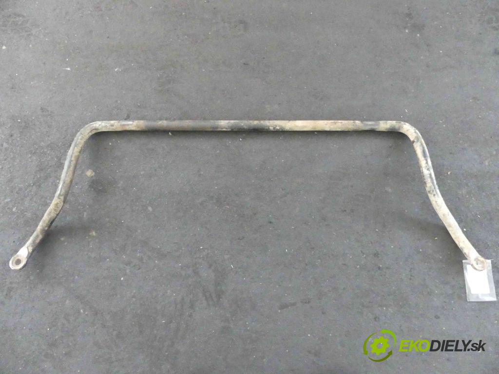 Mitsubishi Pajero I 1982-1991 2.5 karburátor: 103 HP manual 76 kW 2531 cm3 3- tyč stabilizatora  (Tyče stabilizátora)