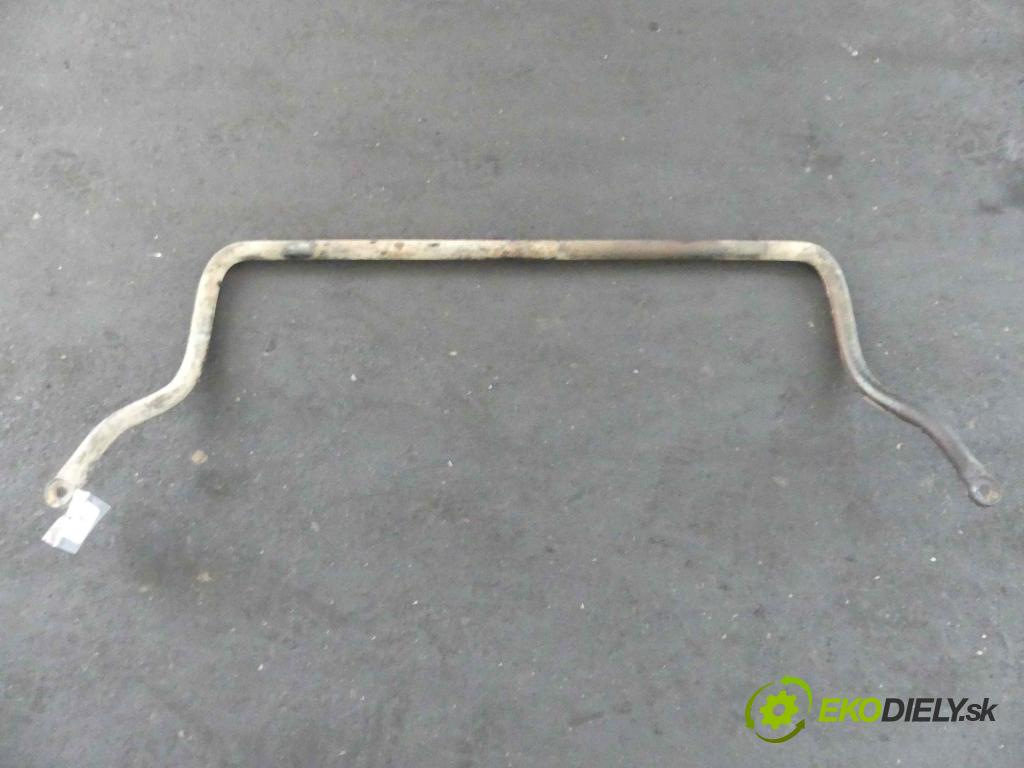 Mitsubishi Pajero I 1982-1991 2.5 karburátor: 103 HP manual 76 kW 2531 cm3 3- tyč stabilizatora  (Tyče stabilizátora)